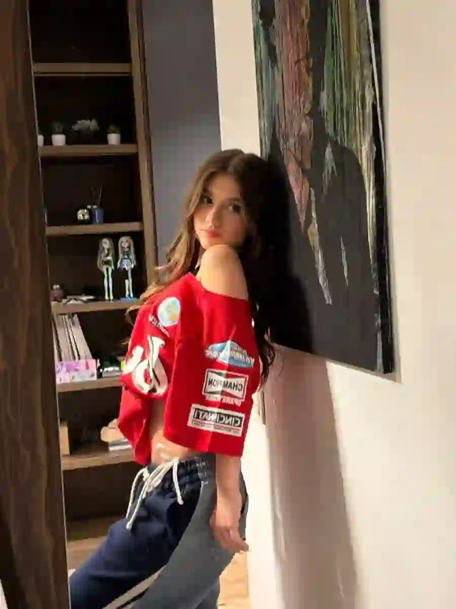 Zirakpur escorts girl
